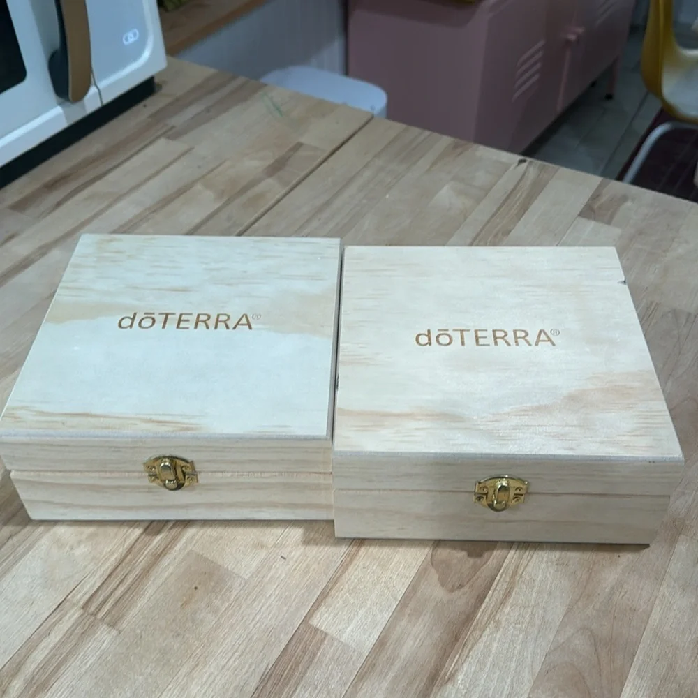 Doterra Wooden Square 25 Essential Oil Holders Bundle of 2 - Picture 2 of 5